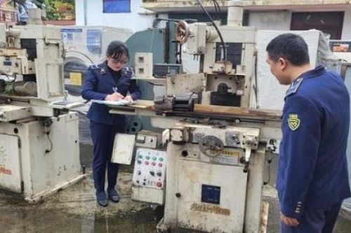 Cục QLTT Quảng Bình: Phát hiện lô hàng thuộc diện cấm nhập khẩu