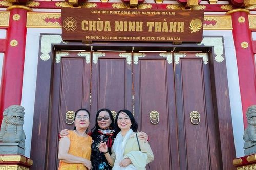 Người Việt đón 'Tết Tây'