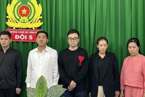 Nhà hàng do người Hàn Quốc quản lý, thu lợi 20 tỷ đồng từ hoạt động mại dâm