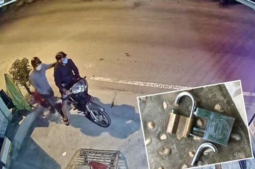 Hàng xóm cảnh giác, ngăn 2 tên trộm cắt khóa đột nhập tiệm điện thoại