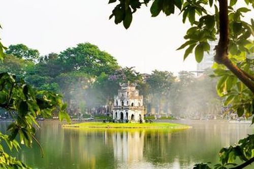 Thủ đô nắng đẹp, bình yên ngày đầu năm mới 2024
