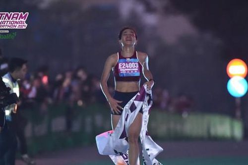 Nguyễn Thị Oanh vô địch Giải bán marathon quốc tế ngày đầu năm