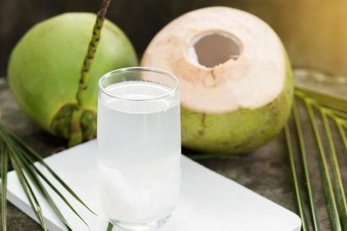 7 loại đồ uống thanh mát có tác dụng cấp ẩm, giúp làn da mịn màng