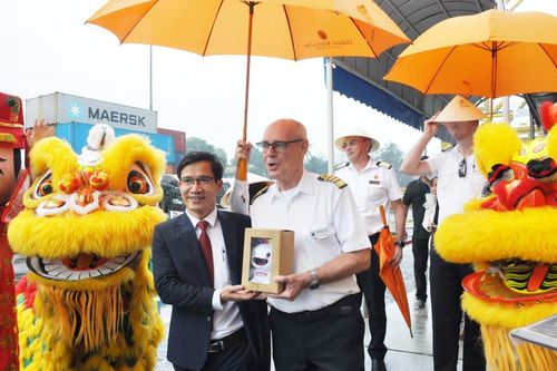 Đón tàu du lịch biển 'xông đất' Đà Nẵng năm mới 2024