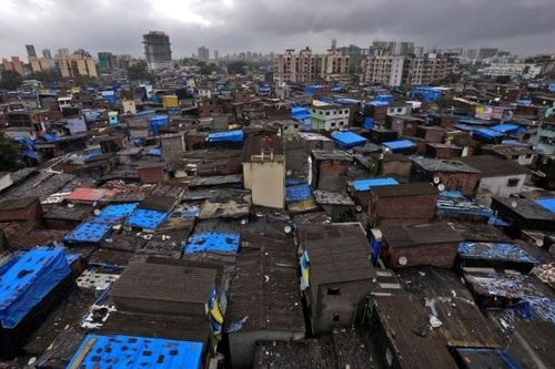 Tỷ phú Adani thuê nhân sự toàn cầu để đại tu khu ổ chuột ở Mumbai