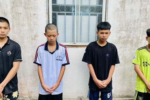 An Giang: Khởi tố nhóm đối tượng dùng hung khí chém người gây thương tích