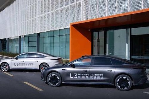 Xe Trung Quốc bắt kịp Mercedes về công nghệ lái tự động