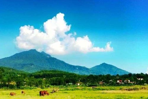 Ngọn núi nào cao nhất Hà Nội?