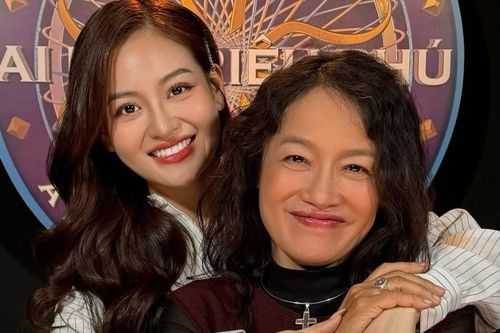 Tú Oanh trợ giúp cho Thùy Anh nhưng hét to hơn người chơi 'Ai là triệu phú'