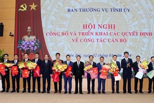 Yên Bái điều động, luân chuyển 11 lãnh đạo chủ chốt cấp sở, ngành và cấp huyện