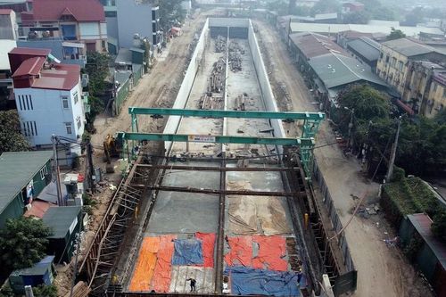 Hà Nội: Thi công 'xuyên Tết' trên công trường hầm chui Kim Đồng-Giải Phóng