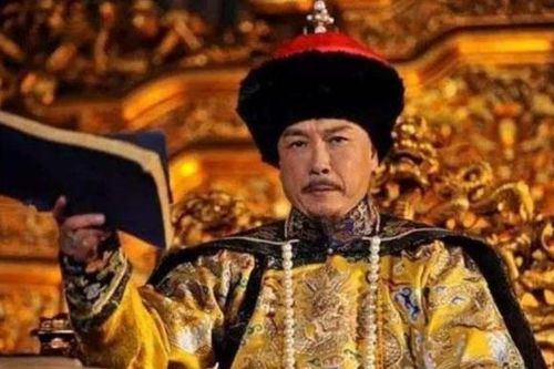 Lần đầu tiên gặp Càn Long 12 tuổi, tại sao Khang Hi lại kinh ngạc tới nỗi buông ly rượu trên tay xuống?