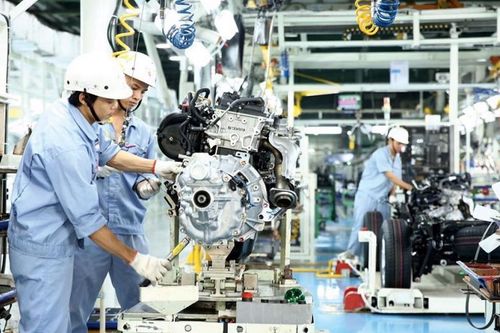 PMI cải thiện nhẹ, tốc độ giảm đơn đặt hàng mới đã chậm lại