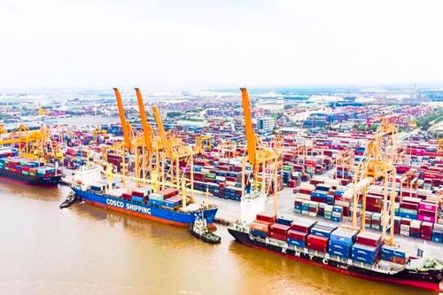 Ngành dịch vụ cảng tiếp tục là trụ cột của kinh tế Hải Phòng