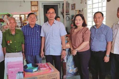 An Giang chăm lo Tết cho đối tượng chính sách