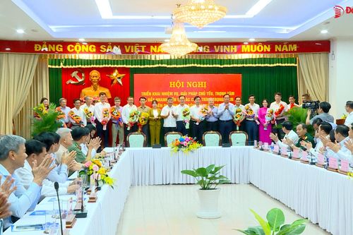 Thúc đẩy giải ngân vốn đầu tư công, đẩy nhanh tiến độ các dự án ngay từ đầu năm 2024