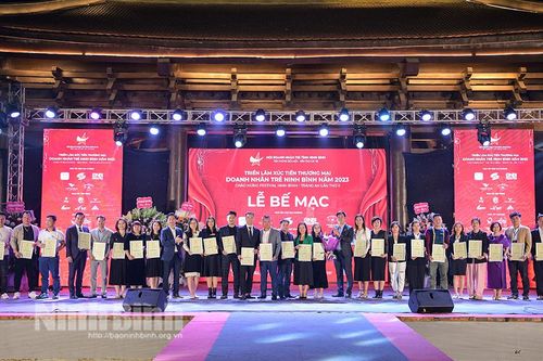 Bế mạc Triển lãm Xúc tiến thương mại doanh nhân trẻ Ninh Bình lần thứ 2