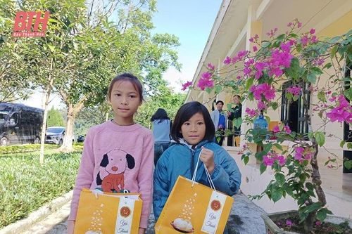 Đi dân nhớ, ở dân thương