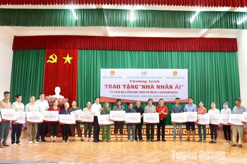 Ấm nghĩa tình Nhà nhân ái