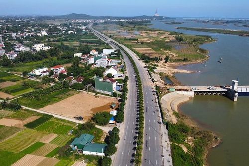 Con đường Hoàng Sa - Dốc Sỏi: Tạo tiềm năng mới