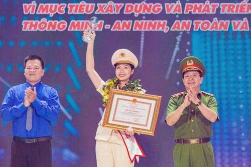 Nữ Đại úy Công an được tuyên dương 'Công dân trẻ tiêu biểu TP Hồ Chí Minh'