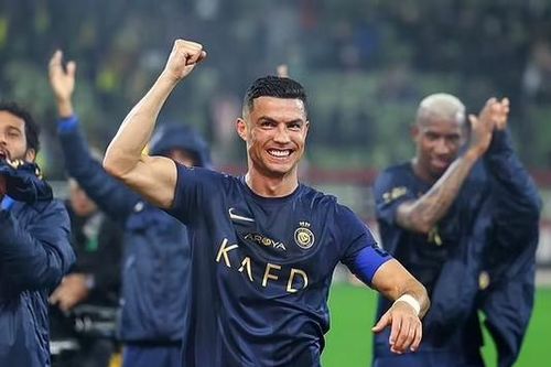 Ronaldo 'gây sốc' cho huấn luyện viên tuyển Bồ Đào Nha