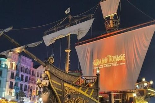 Mega Grand World: Điểm đến được giới trẻ hẹn nhau check-in đầu năm mới