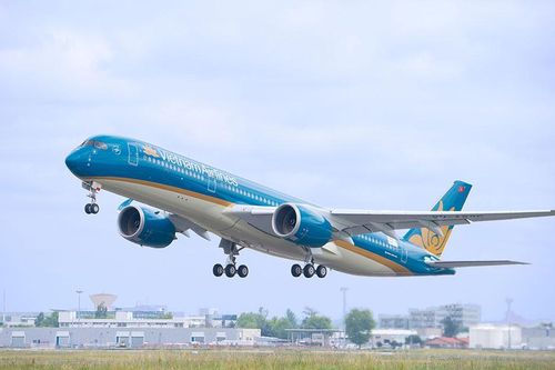 Trường hợp đặc biệt, Chính phủ có thể xem xét duy trì niêm yết cổ phiếu thuộc diện hủy niêm yết bắt buộc
