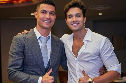 Ca sĩ Brazil được Ronaldo tặng đồng hồ Rolex 82.000 USD