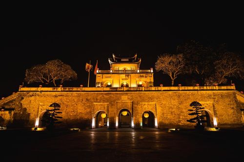 Lý do vua Minh Mạng đổi tên thành Thăng Long thành Hà Nội