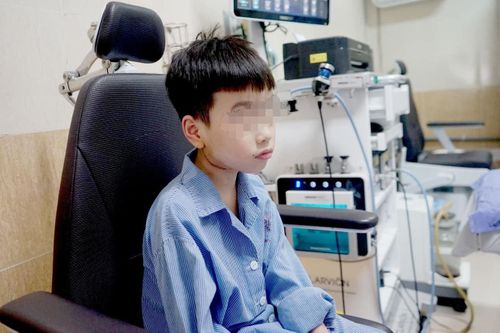Bị u hàm nhưng suốt 5 năm được chẩn đoán sưng amidan