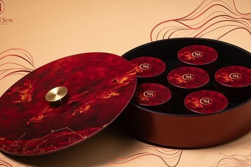 Tranh 'Ngư tảo' nổi tiếng của Nguyễn Huyến xuất hiện trên sản phẩm sơn mài