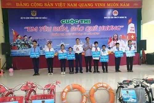 Vùng Cảnh sát biển 2: Nhiều hoạt động đồng hành, hỗ trợ ngư dân
