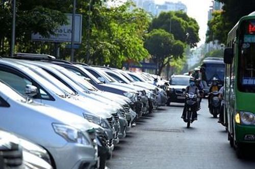Trị bệnh... 'chặt chém'!