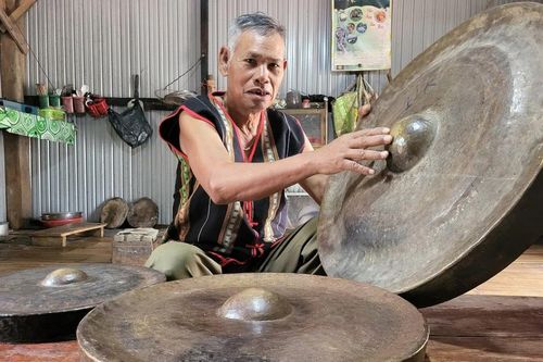 Người 'giữ hồn' cồng chiêng