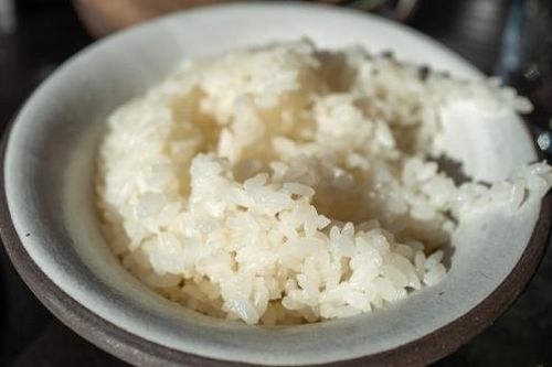 Bác sĩ y học cổ truyền chỉ cách ăn cơm với tỷ lệ và liều lượng phù hợp vẫn có thể giảm cân