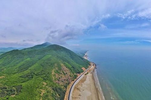 Ngắm tuyến đường ven biển nghìn tỷ, kết nối giao thông khu vực Bắc Trung Bộ