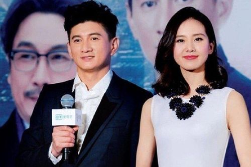 Ngô Kỳ Long có hành động lạ làm dấy lên tin đồn ly hôn với Lưu Thi Thi
