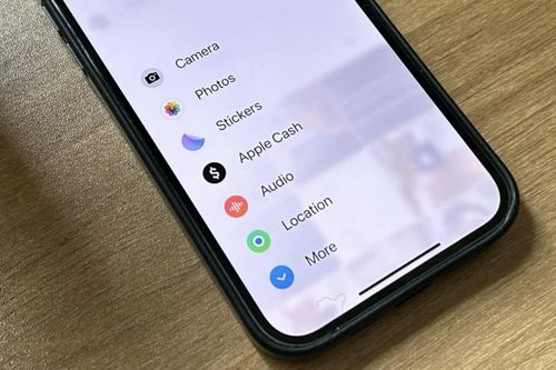 Cách xóa và chặn cuộc trò chuyện nhóm trên iPhone