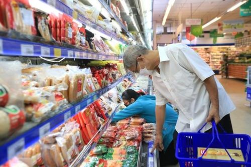 Bảo vệ quyền lợi người tiêu dùng: Trách nhiệm của cả doanh nghiệp và người tiêu dùng