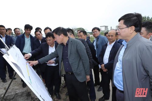 Bí thư Tỉnh ủy Đỗ Trọng Hưng kiểm tra tiến độ thi công một số công trình giao thông trọng điểm trên địa bàn tỉnh