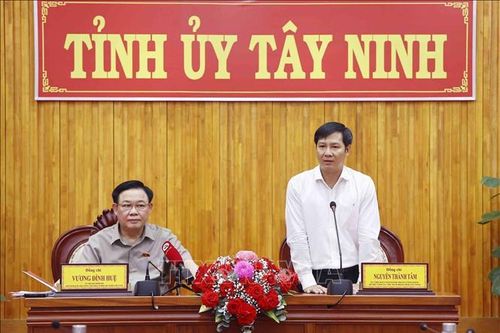 Chủ tịch Quốc hội Vương Đình Huệ làm việc với Ban Thường vụ Tỉnh ủy Tây Ninh