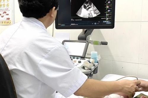 Bệnh viện Đa khoa tỉnh Khánh Hòa: Can thiệp thành công trẻ sinh non dưới 2kg, còn ống động mạch