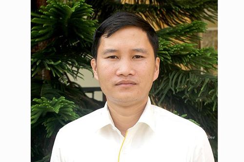Đảng viên phải nêu gương