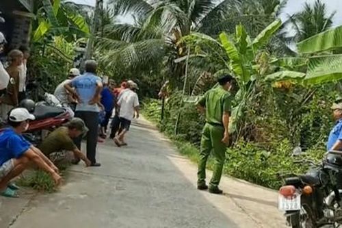 Phát hiện người đàn ông tử vong bất thường trong vườn nhà