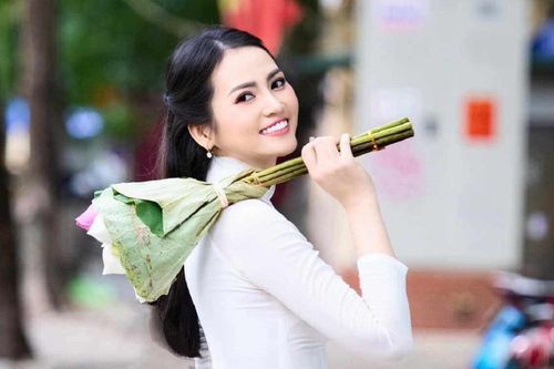 Hoa hậu Bích Hạnh làm giám khảo cuộc thi người mẫu nhí