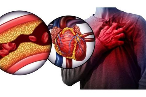 Uống rượu khi trời lạnh nguy hiểm với người bệnh tăng huyết áp như thế nào?