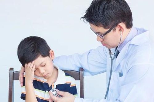 4 điều cần biết khi chăm sóc trẻ trong mùa đông