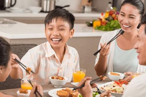10 cách dễ dàng để cùng gia đình thay đổi chế độ ăn lành mạnh trong năm mới 2024