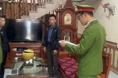 Bắc Giang: Khởi tố cựu trưởng thôn bán đất trái thẩm quyền